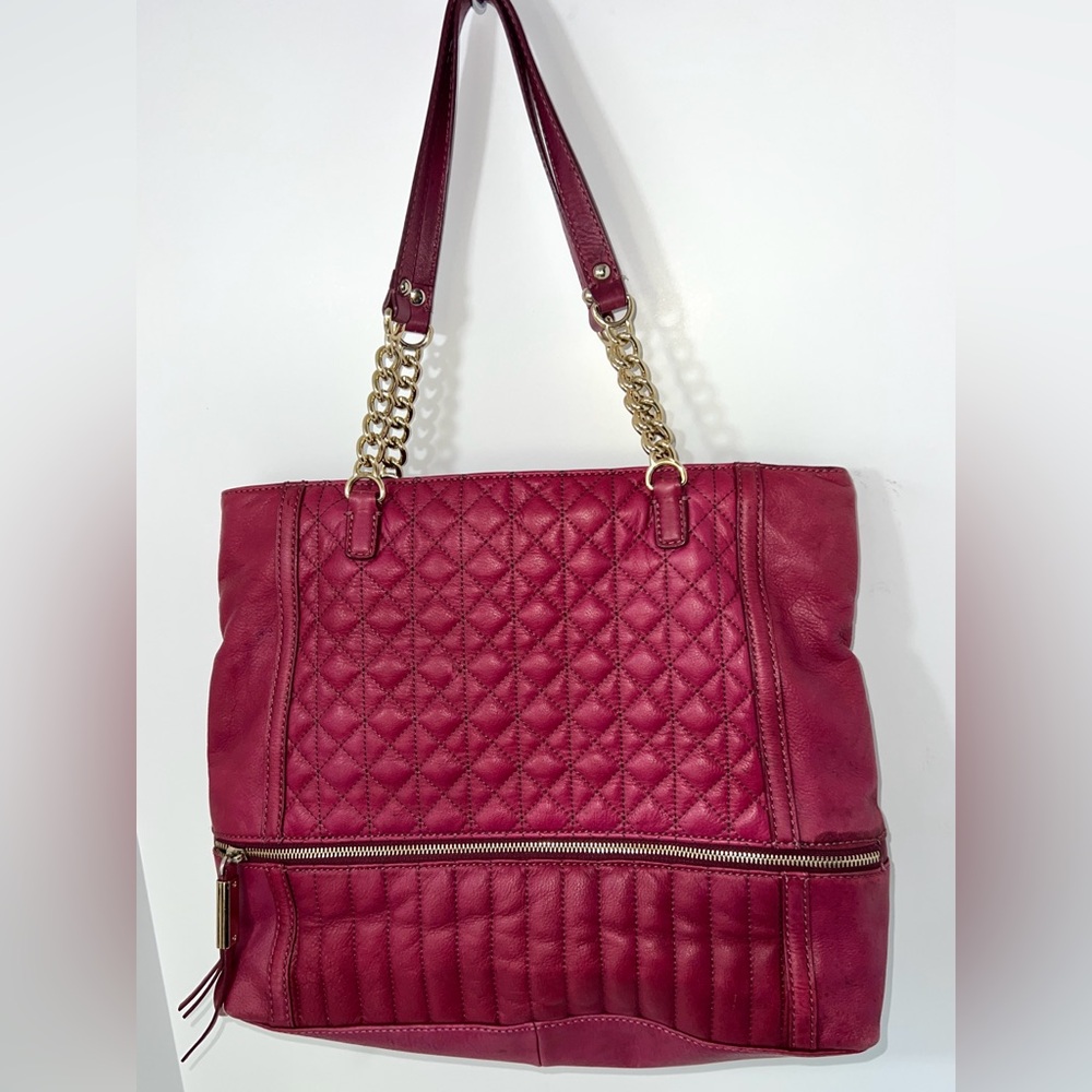 B. Makowsky Large Quilted Raspberry Leather‎ Bag Shoulder Purse Gold Hardware